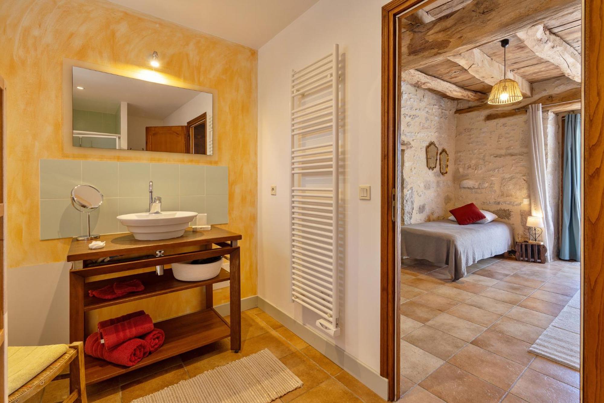 Chambres Et Jardin De Pierres Espedaillac Ngoại thất bức ảnh
