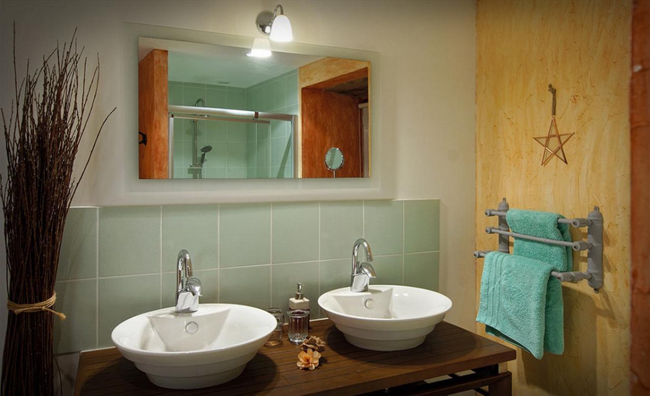 Chambres Et Jardin De Pierres Espedaillac Ngoại thất bức ảnh